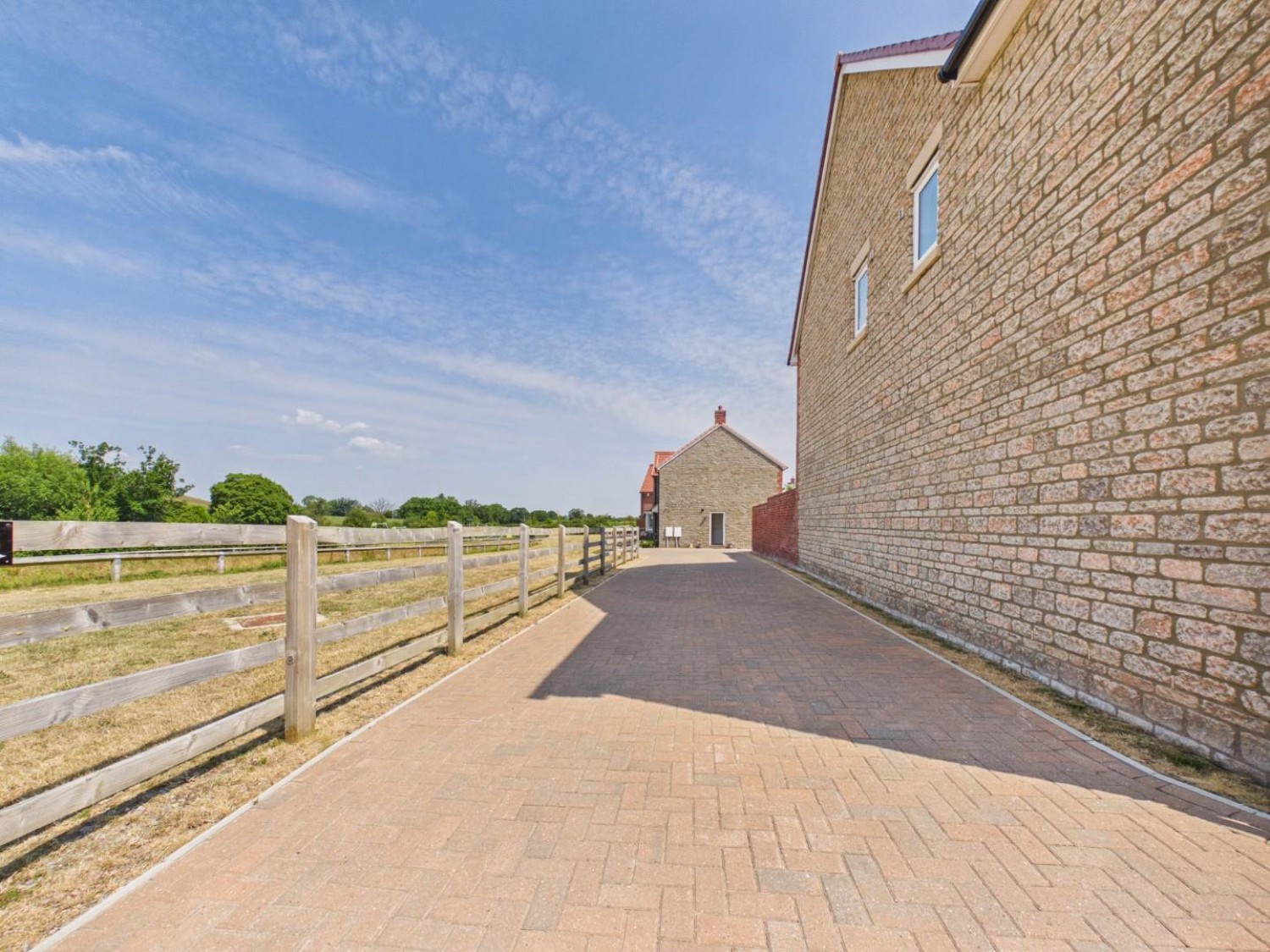 4 bedroom House for sale in Anstey Gardens, Falfield, Wotton-Under-Edge