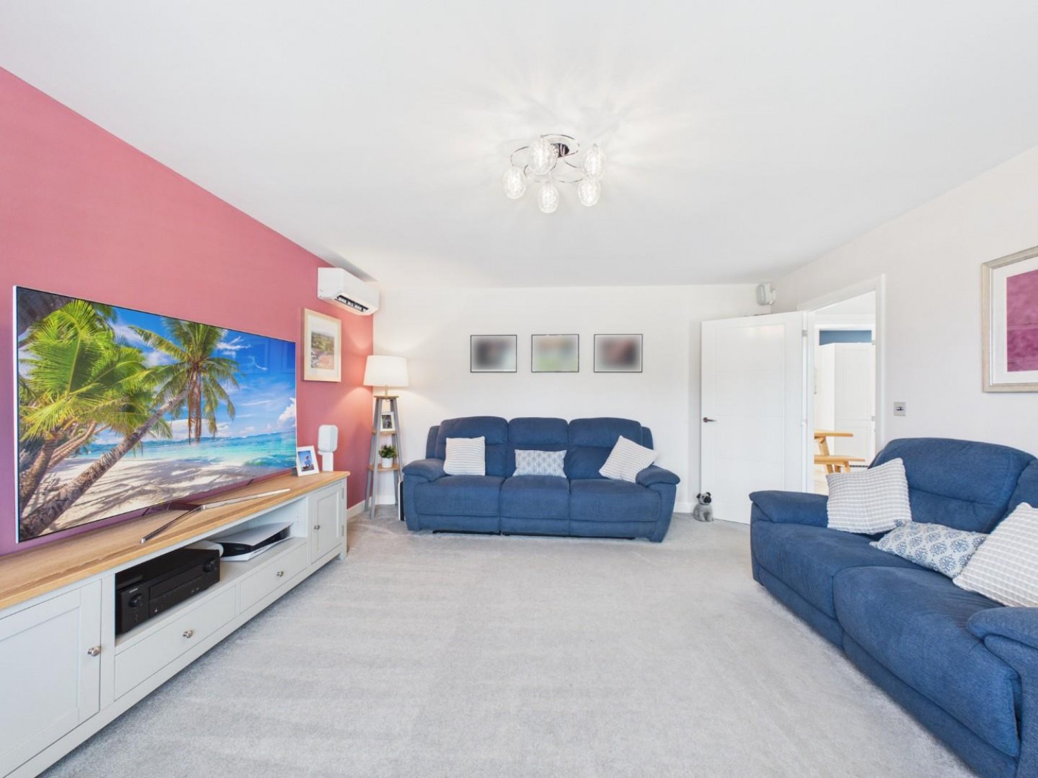 4 bedroom House for sale in Anstey Gardens, Falfield, Wotton-Under-Edge