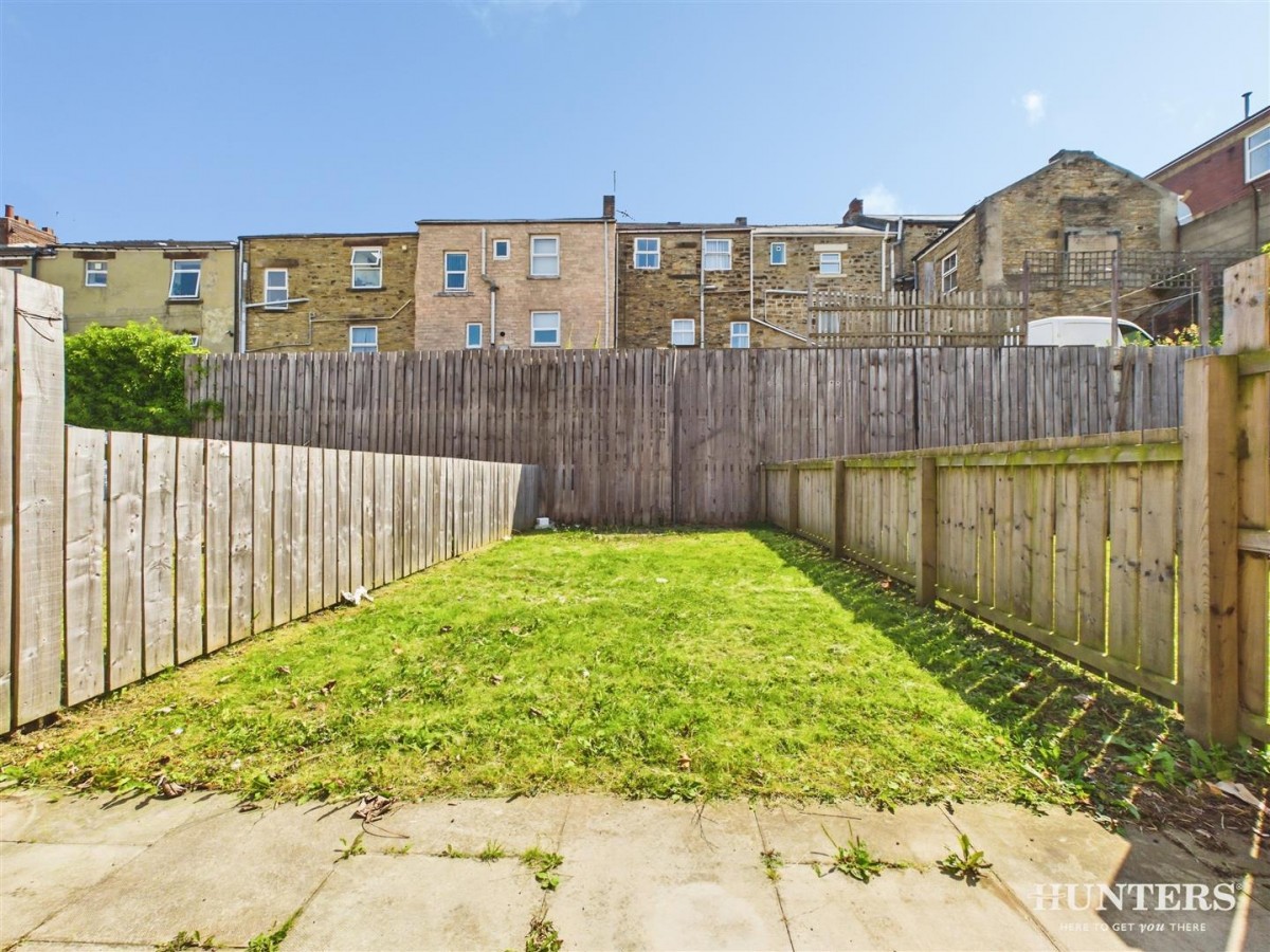 West Row, Consett