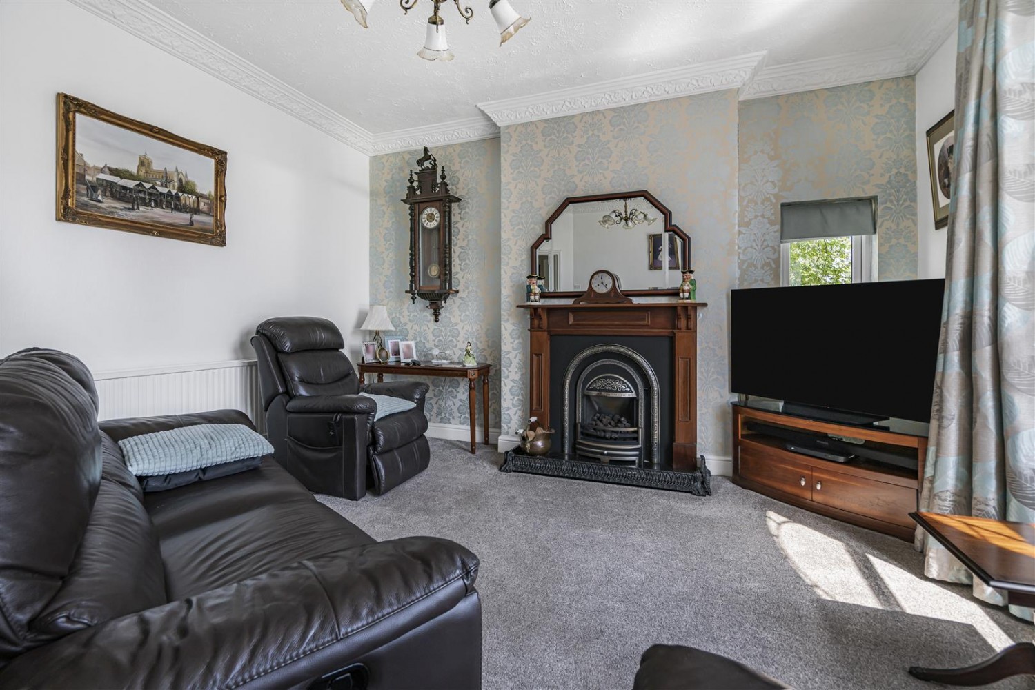3 bedroom House for sale in St. Helens Road, Leigh, Lancashire