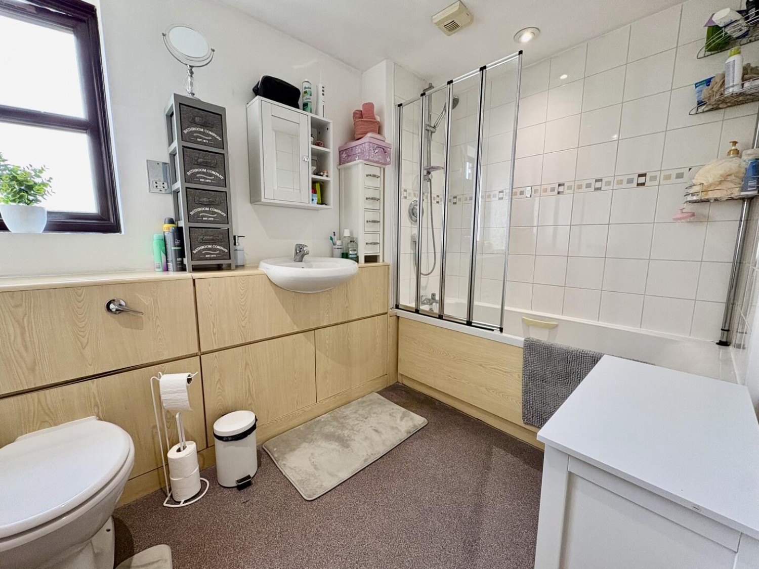 2 bedroom Flat to let in Consort Place, Albert Road, Tamworth