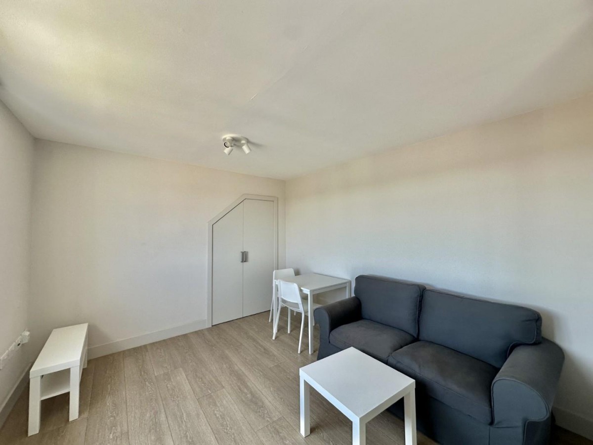 Long Lane, Hillingdon, Uxbridge