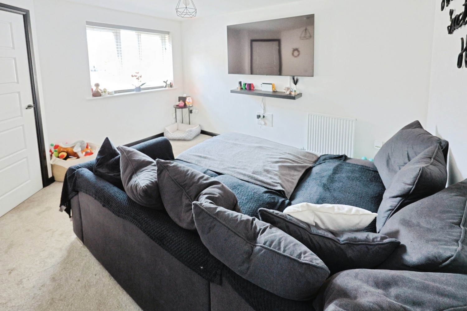 2 bedroom House for sale in Rokeby Way, Spennymoor