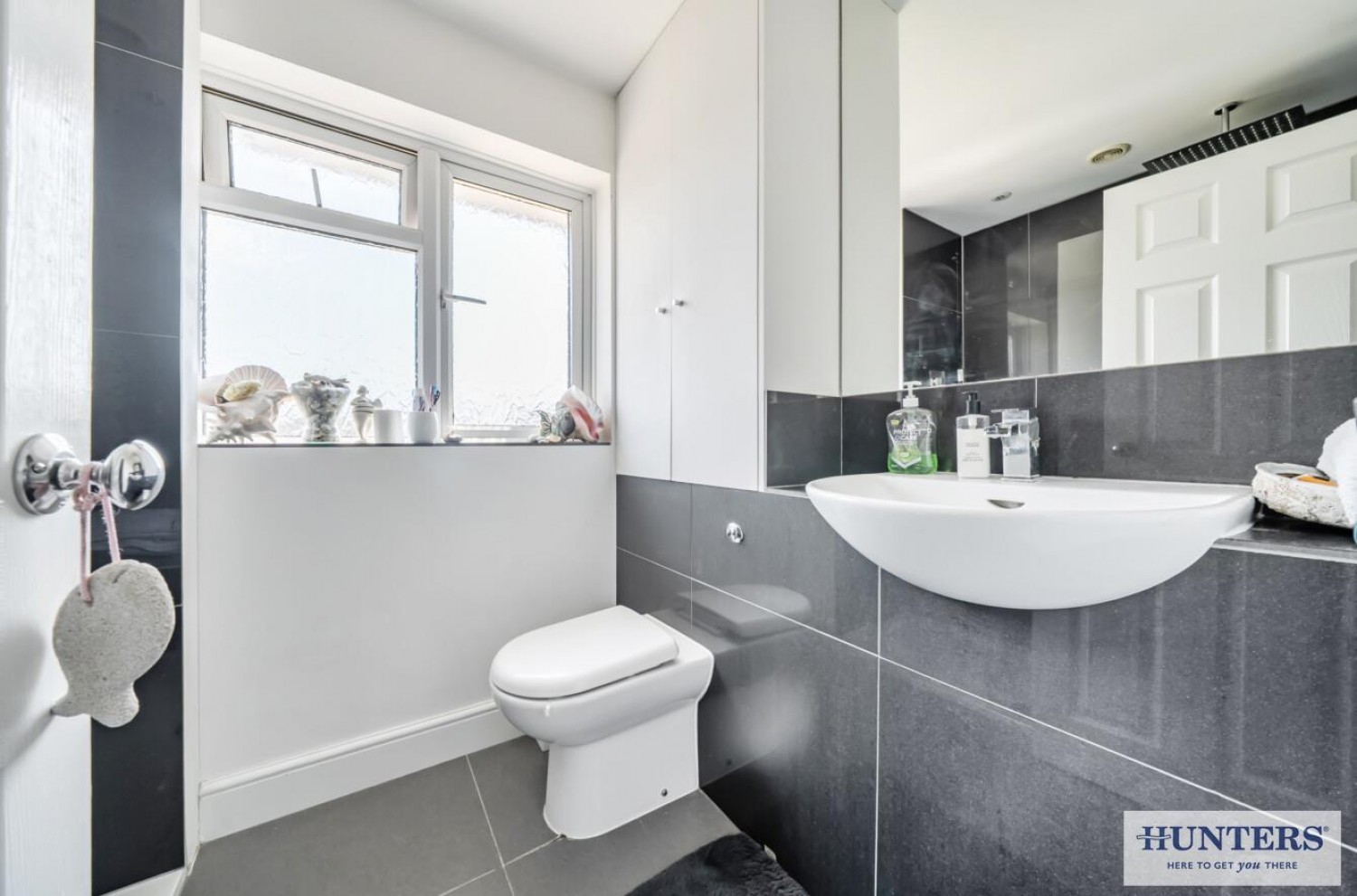 2 bedroom House for sale in Sandgate Road, Welling