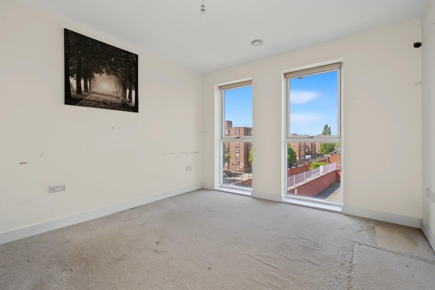 1 bedroom Flat for sale in Stamford Hill, London, N16