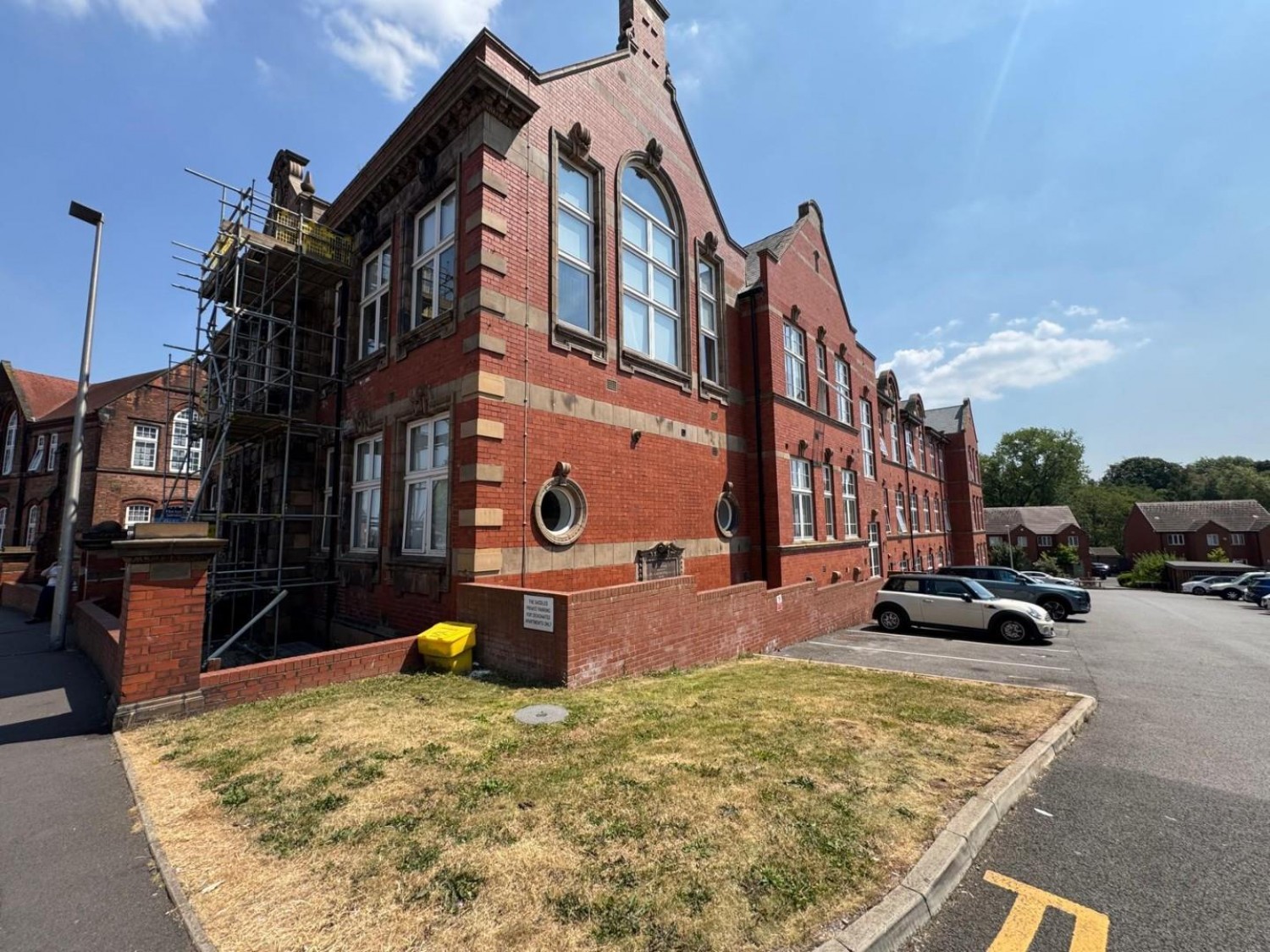 1 bedroom Flat for sale in The Saddles, Crocketts Lane, Smethwick