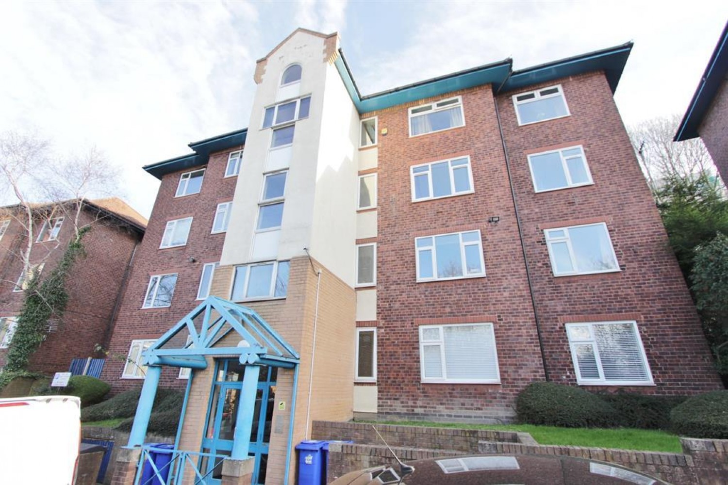 2 bedroom Flat to let in Old Street, Sheffield, S2 5PR