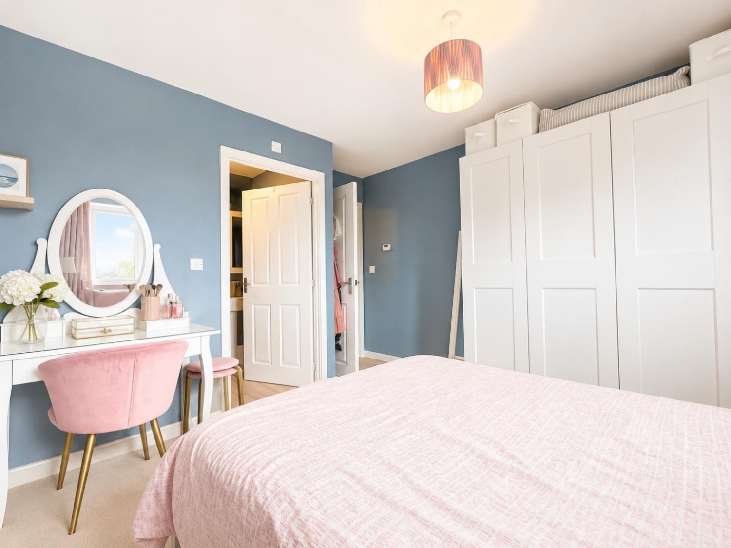 2 bedroom Flat for sale in Sir John Fogge Avenue, Repton Park