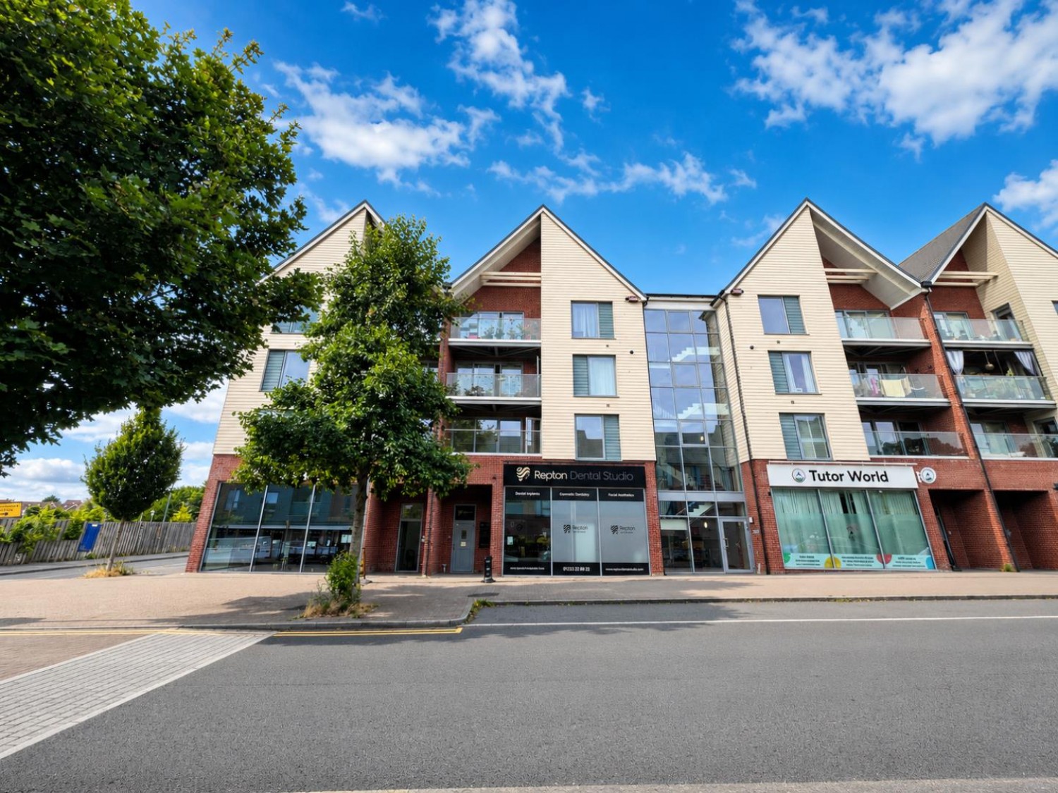 2 bedroom Flat for sale in Sir John Fogge Avenue, Repton Park