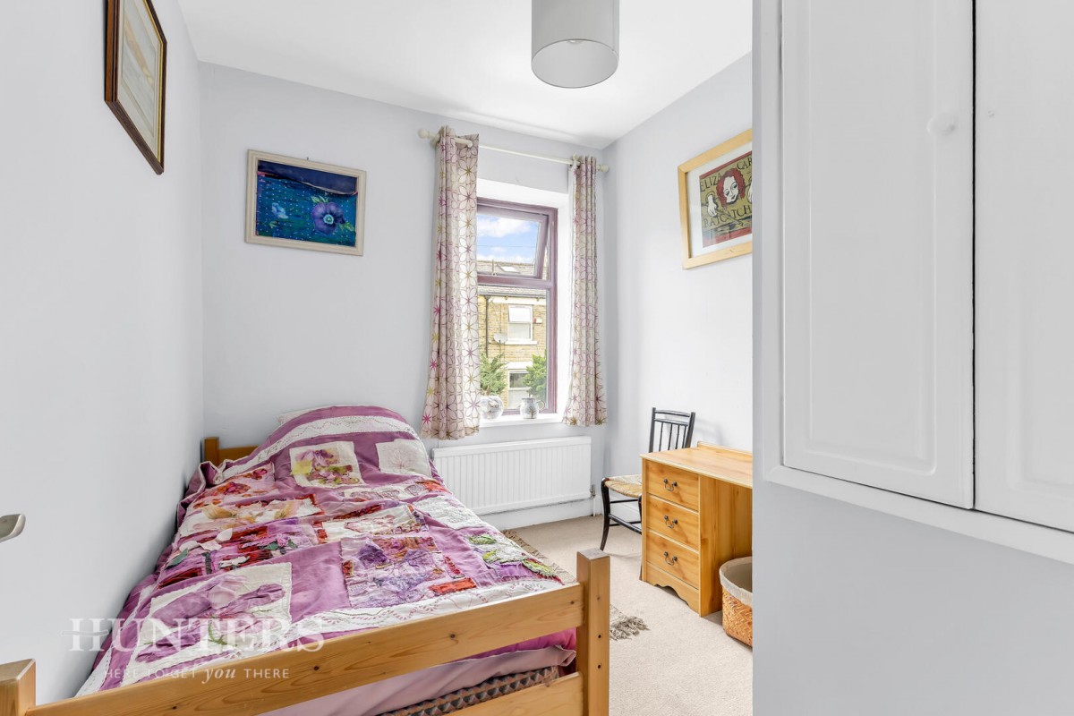 Calderbrook Road, Littleborough, OL15 9HL