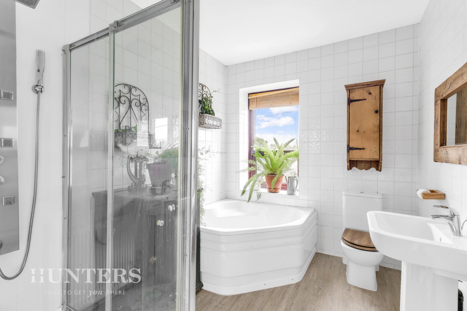 3 bedroom House for sale in Calderbrook Road, Littleborough, OL15 9HL