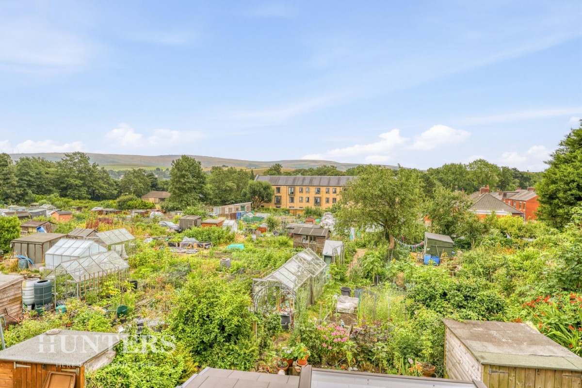 Calderbrook Road, Littleborough, OL15 9HL