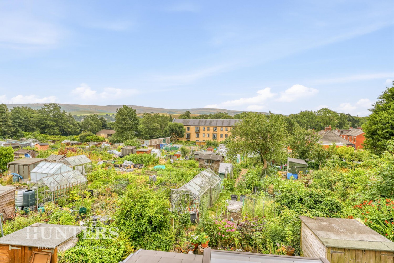 3 bedroom House for sale in Calderbrook Road, Littleborough, OL15 9HL