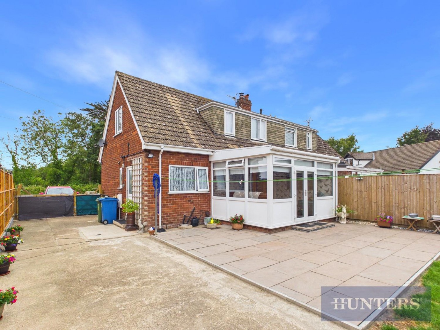 3 bedroom House for sale in Scalby Road, Burniston, Scarborough