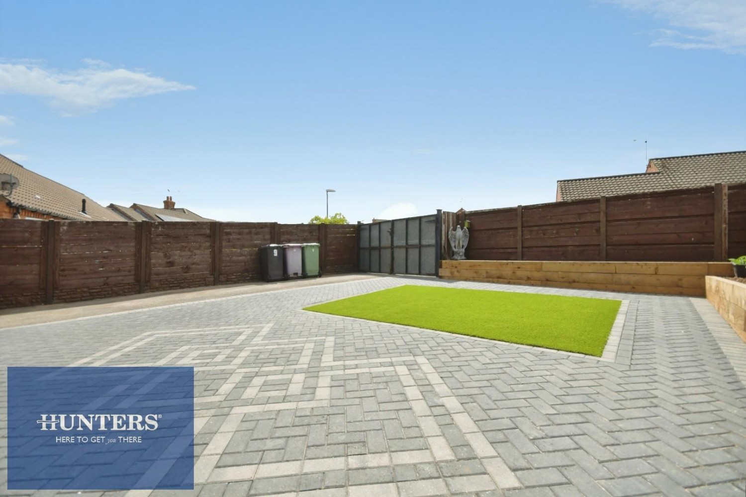 2 bedroom Bungalow for sale in Hardwick Drive, Arkwright Town, Chesterfield, S44 5BS