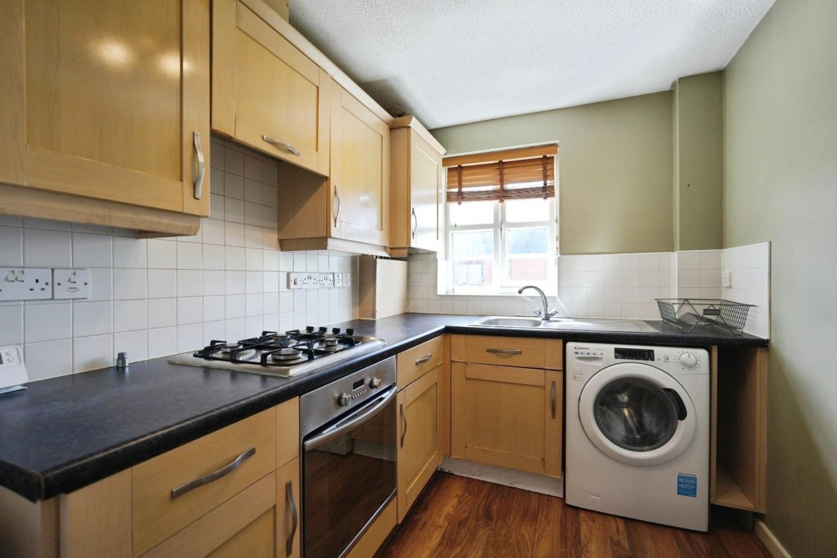 Hall Lane, Manchester, M23 1DL
