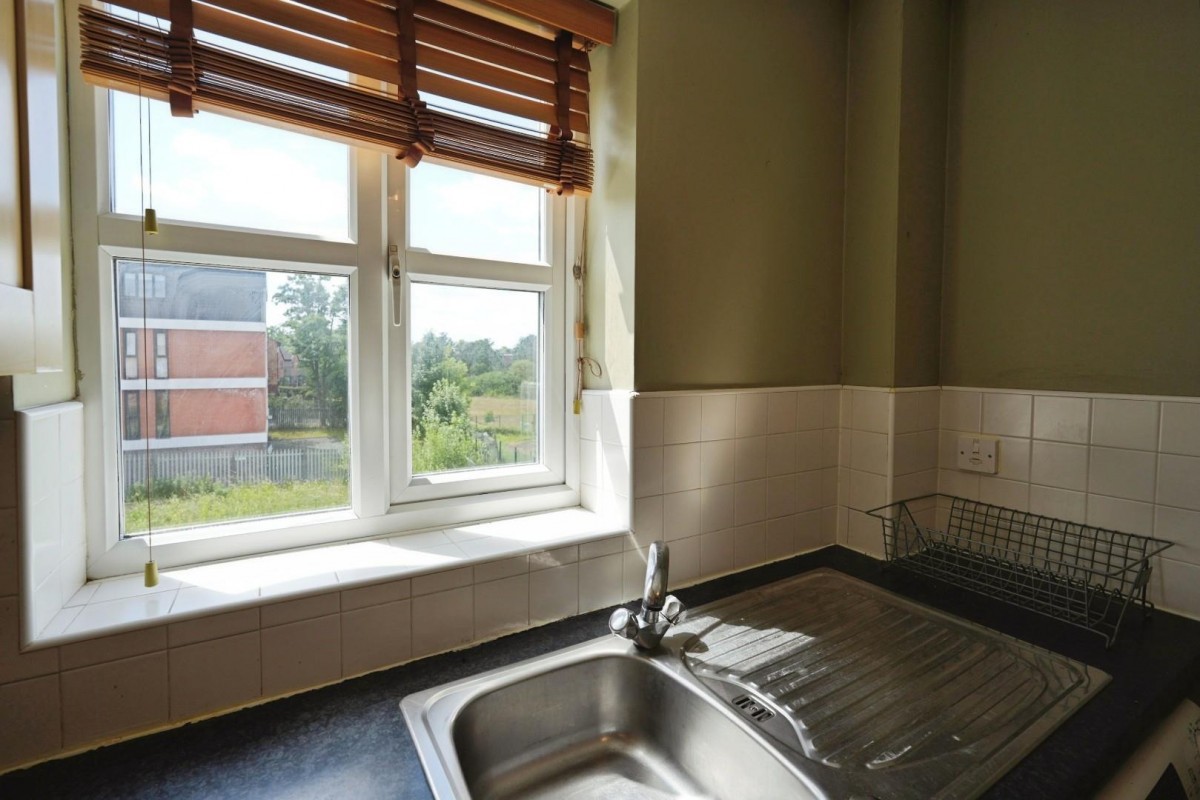 Hall Lane, Manchester, M23 1DL