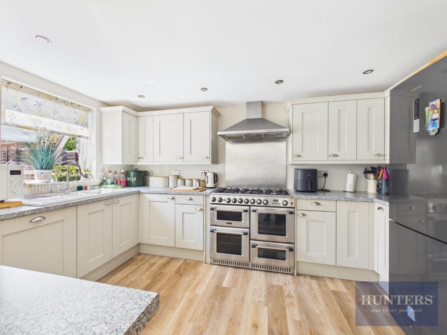 3 bedroom House for sale in Castlemaine Drive, Cheltenham