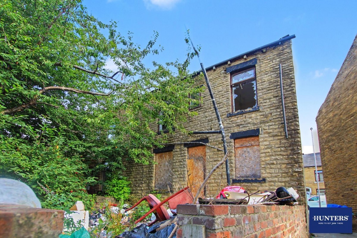 Rochester Street Bradford, BD3 8AU