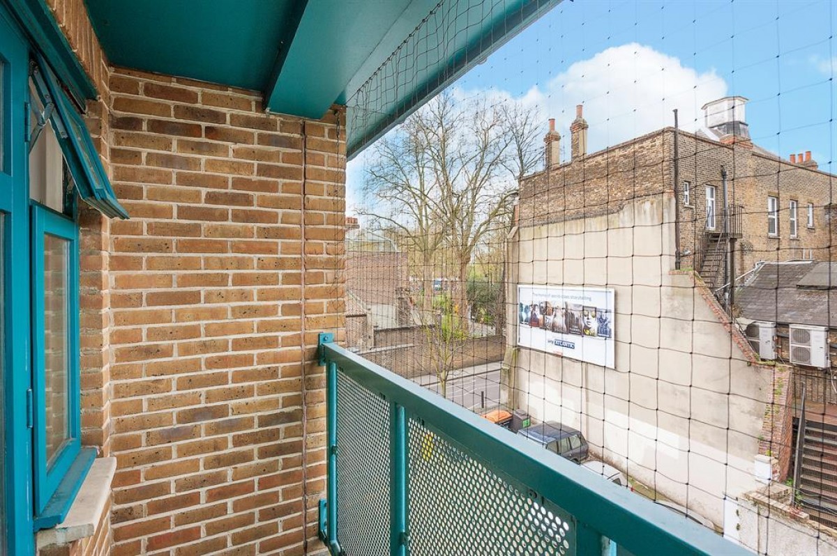 Matthias Road, London, N16