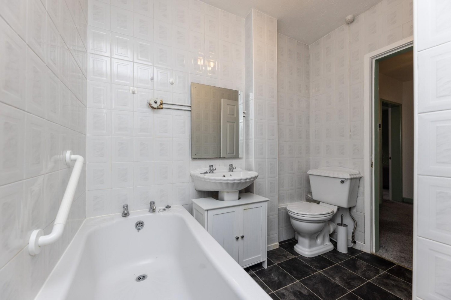 1 bedroom Flat for sale in Holywell Grove, Castleford