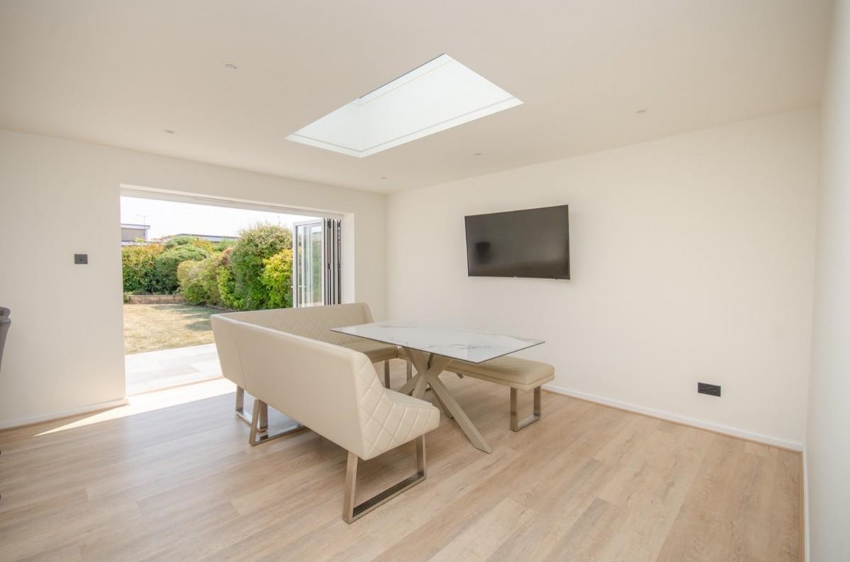 Sandringham Avenue, Downend, Bristol, BS16 6NL
