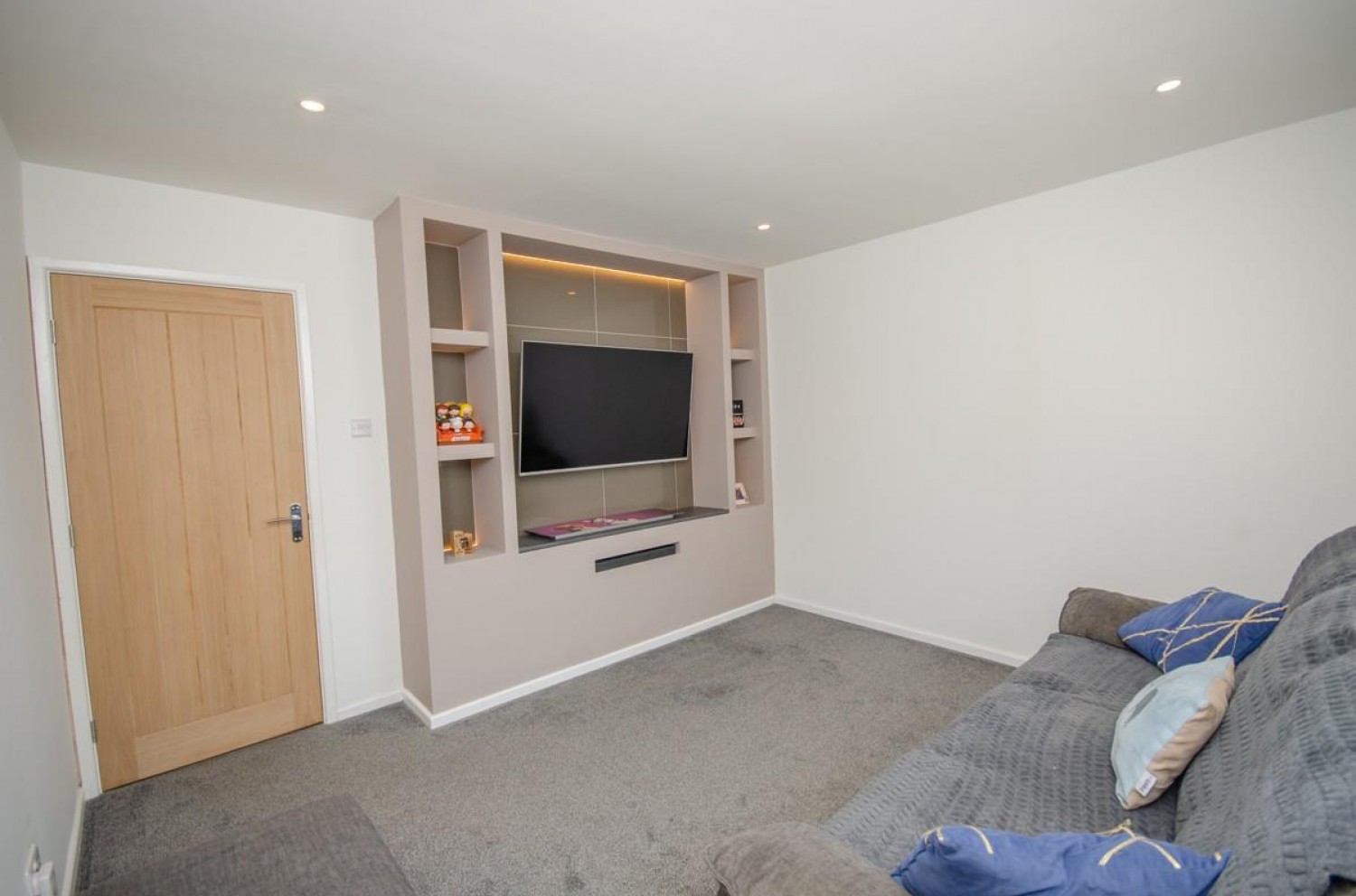 3 bedroom Bungalow for sale in Sandringham Avenue, Downend, Bristol, BS16 6NL