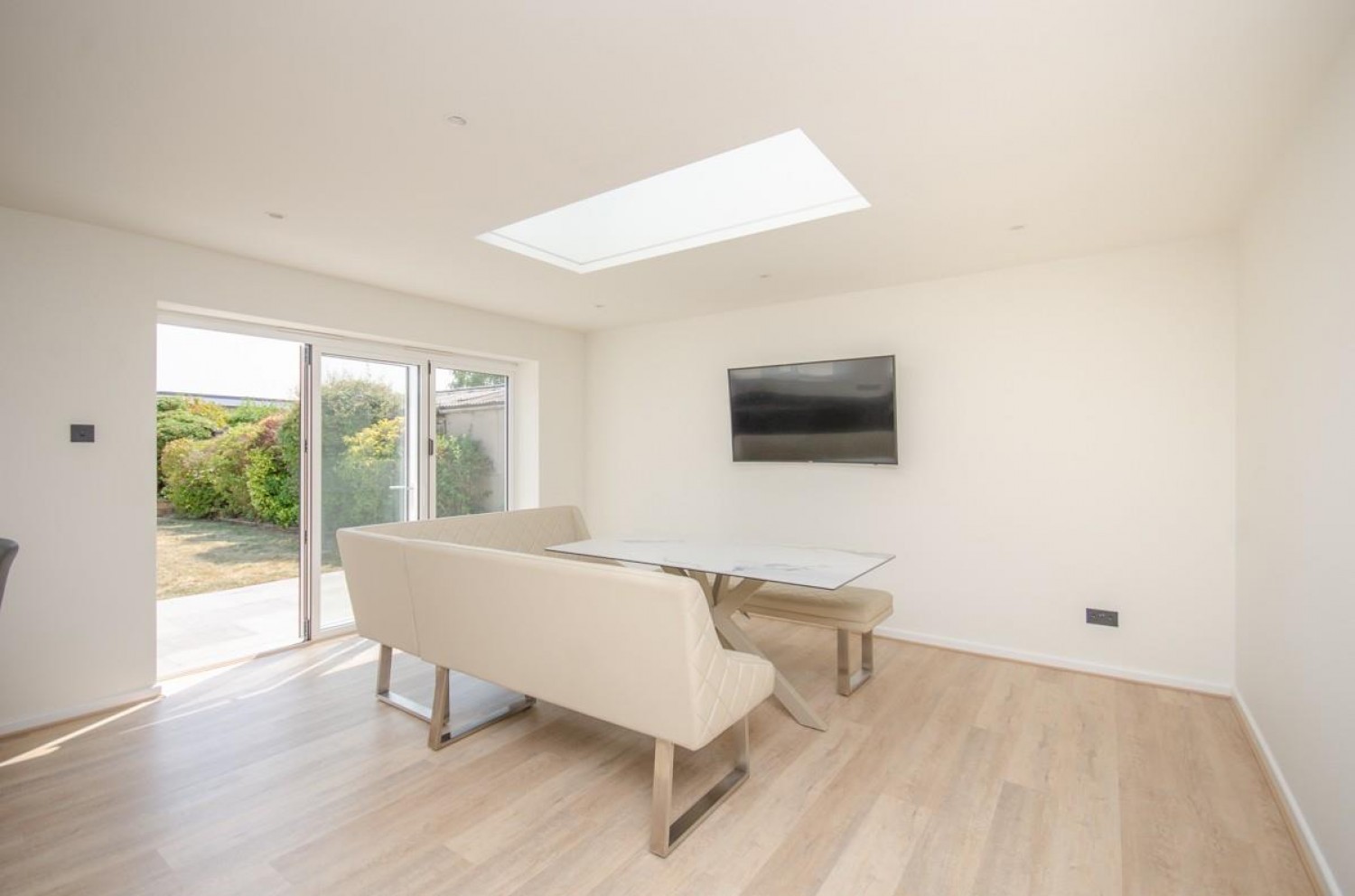 3 bedroom Bungalow for sale in Sandringham Avenue, Downend, Bristol, BS16 6NL