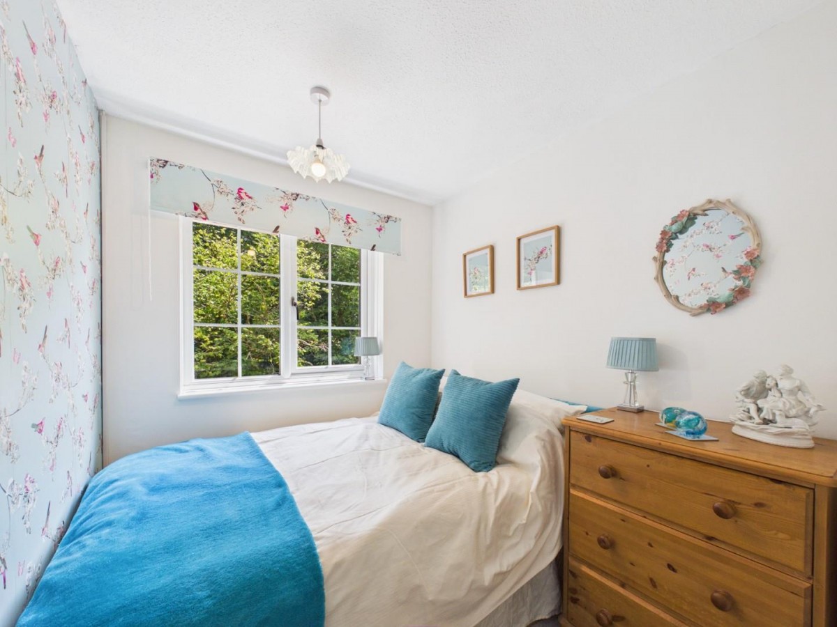 Kempton Close, Thornbury, Bristol