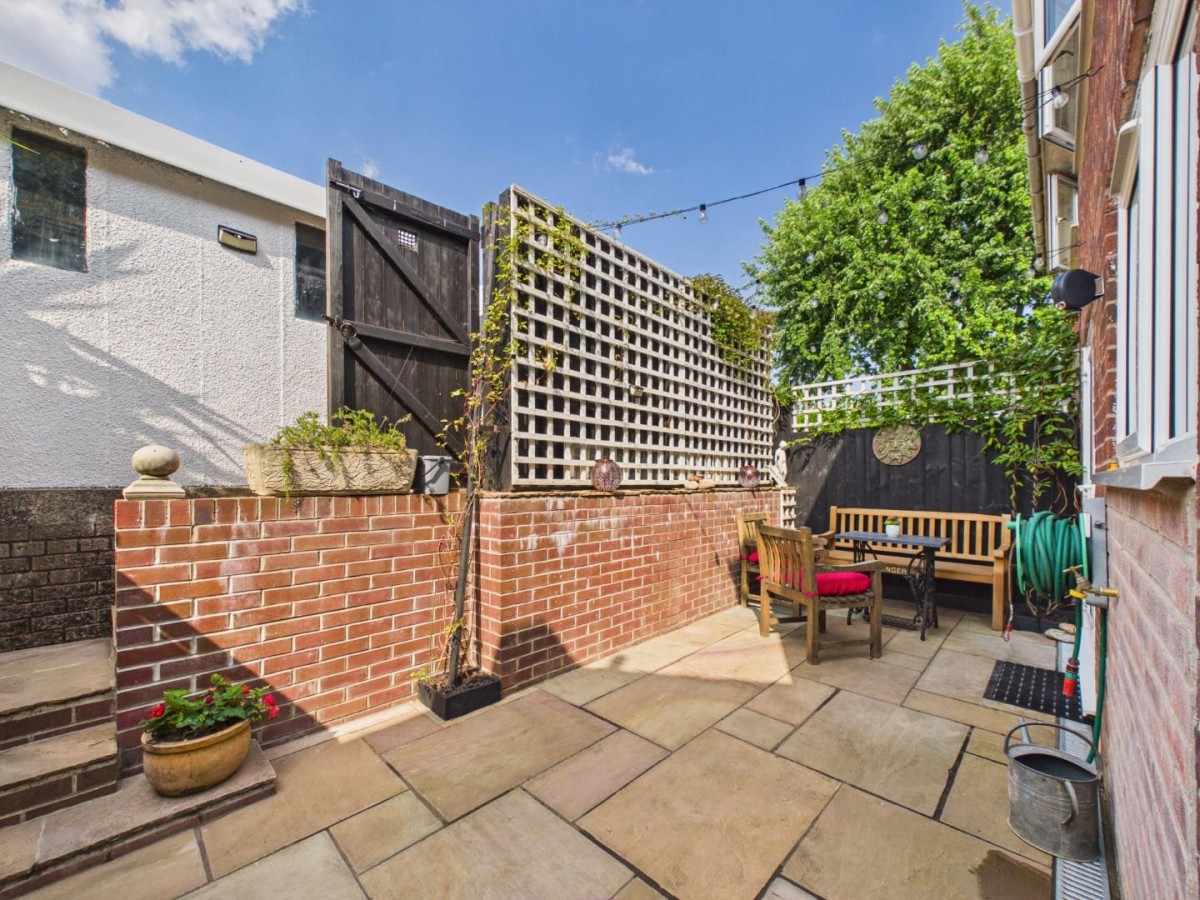 Kempton Close, Thornbury, Bristol