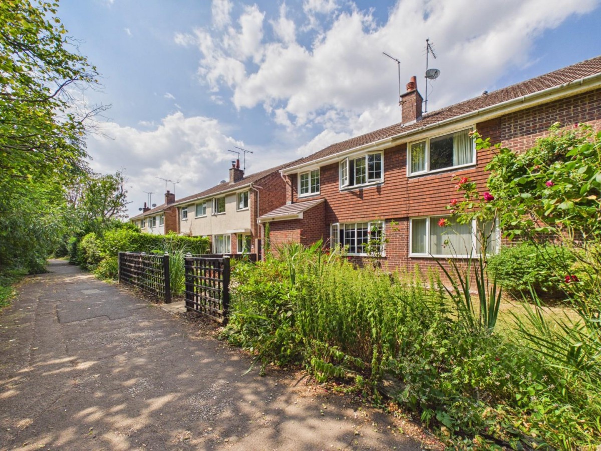Kempton Close, Thornbury, Bristol