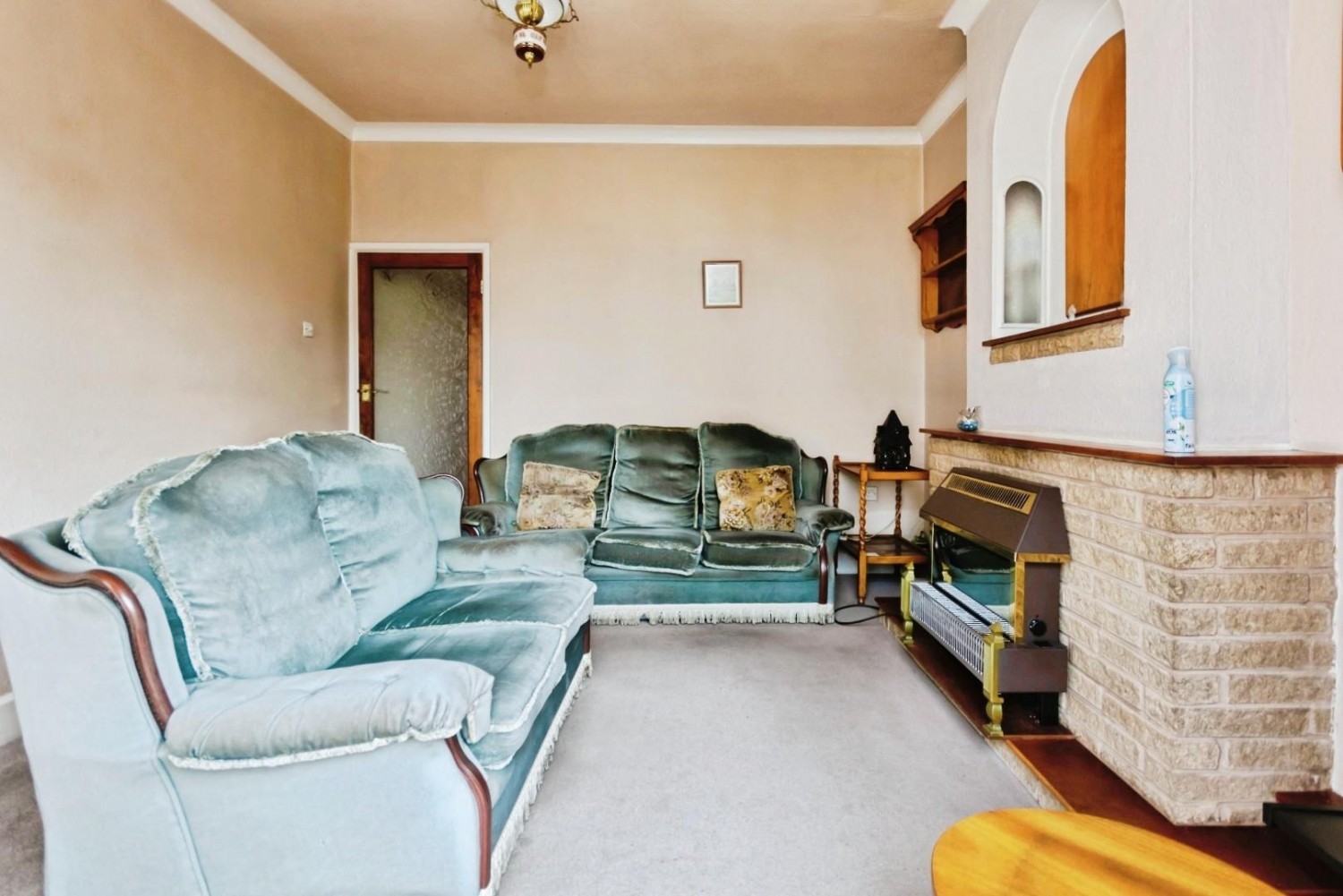 2 bedroom House for sale in Lugtrout Lane, Solihull