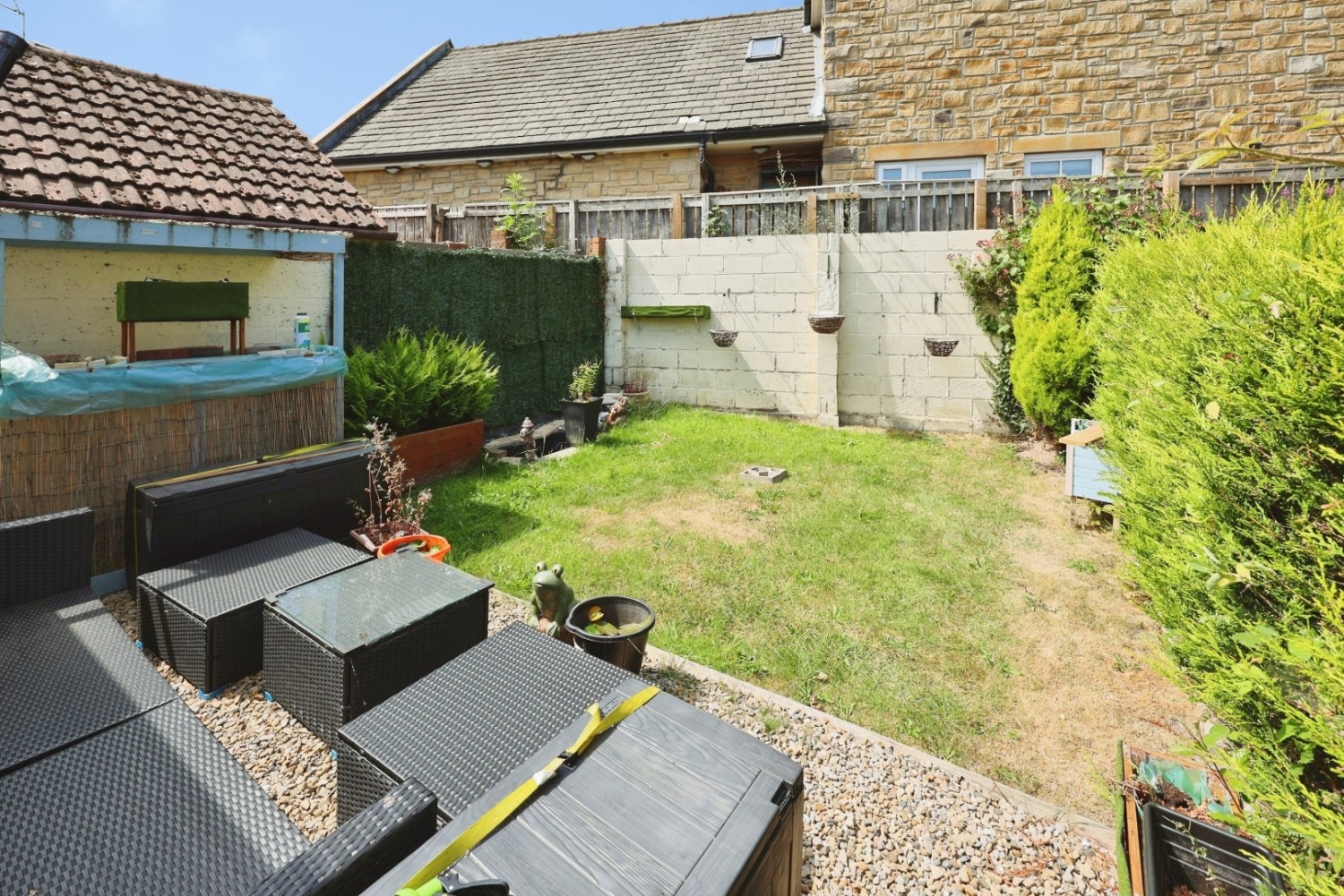 2 bedroom House for sale in Park Road, Witton Park, Bishop Auckland