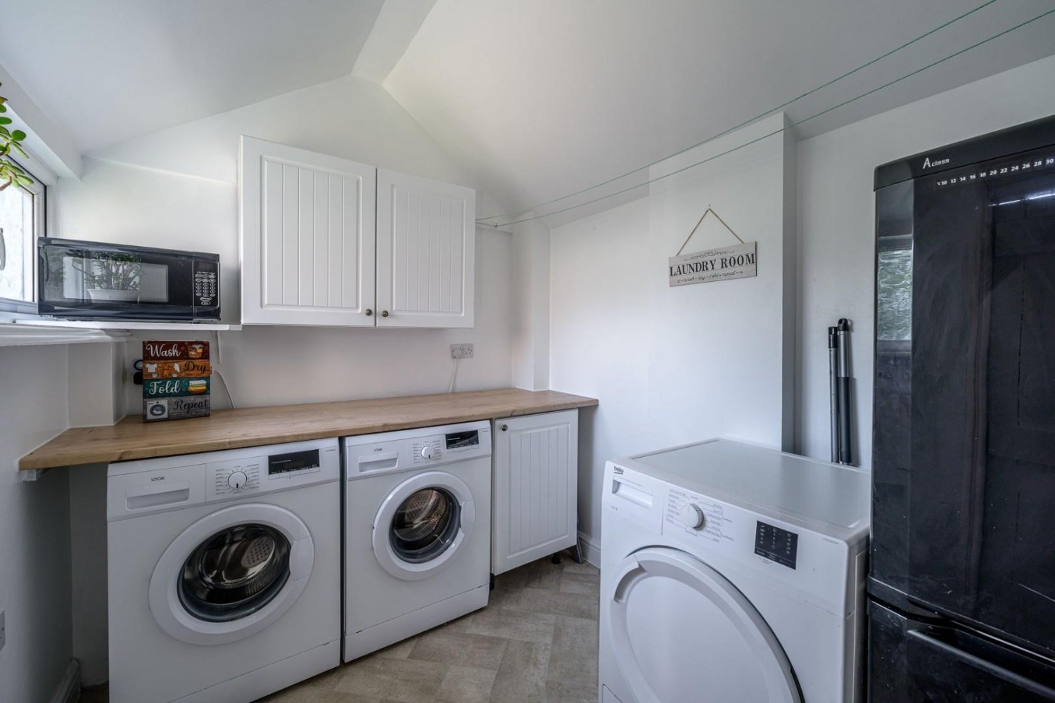3 bedroom House for sale in Turls Hill Road, Sedgley, Dudley