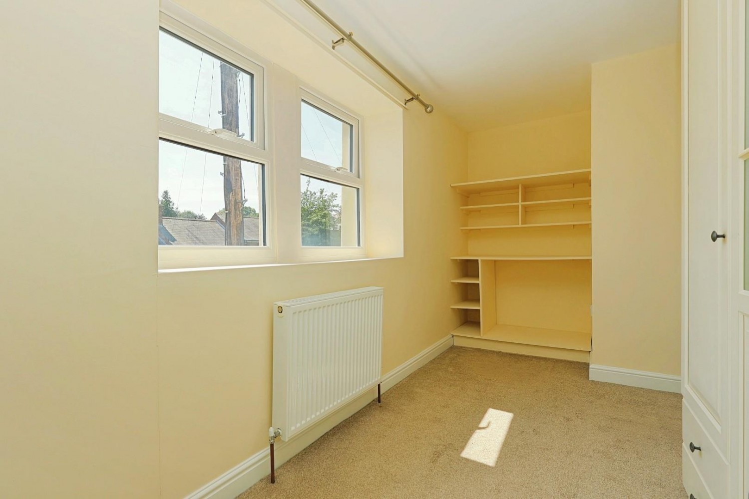 2 bedroom House for sale in Valley Road, Pudsey