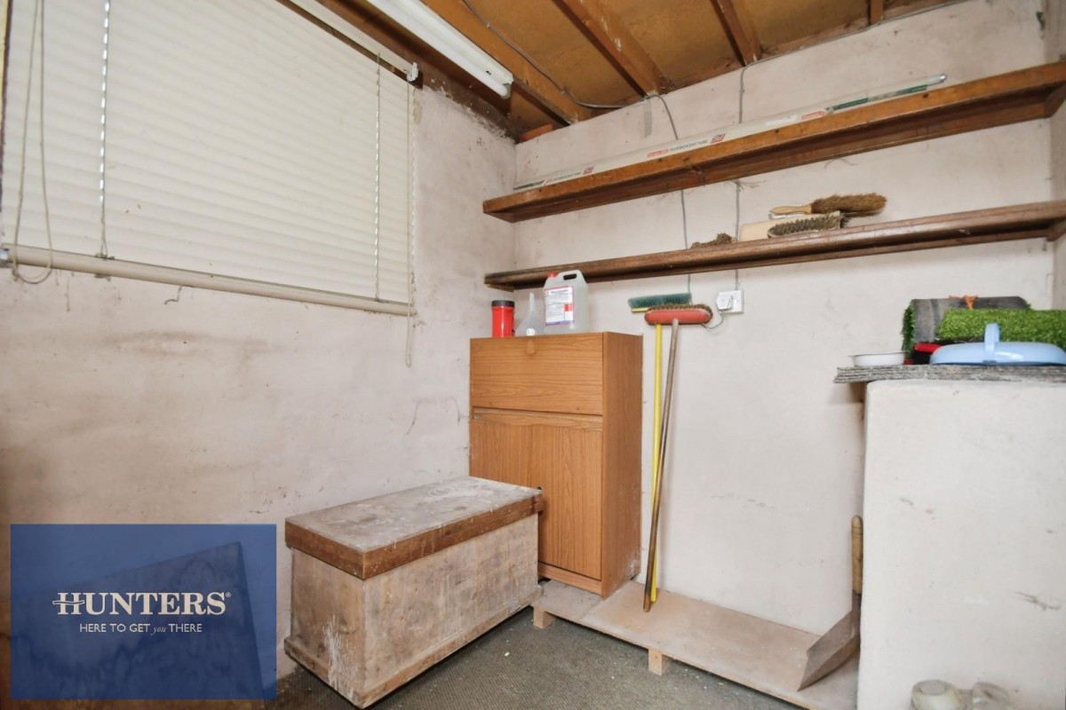 Heaton Street, Brampton, Chesterfield, S40 3AF