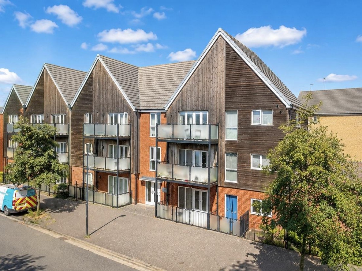 Laurens Van Der Post Way, Ashford
