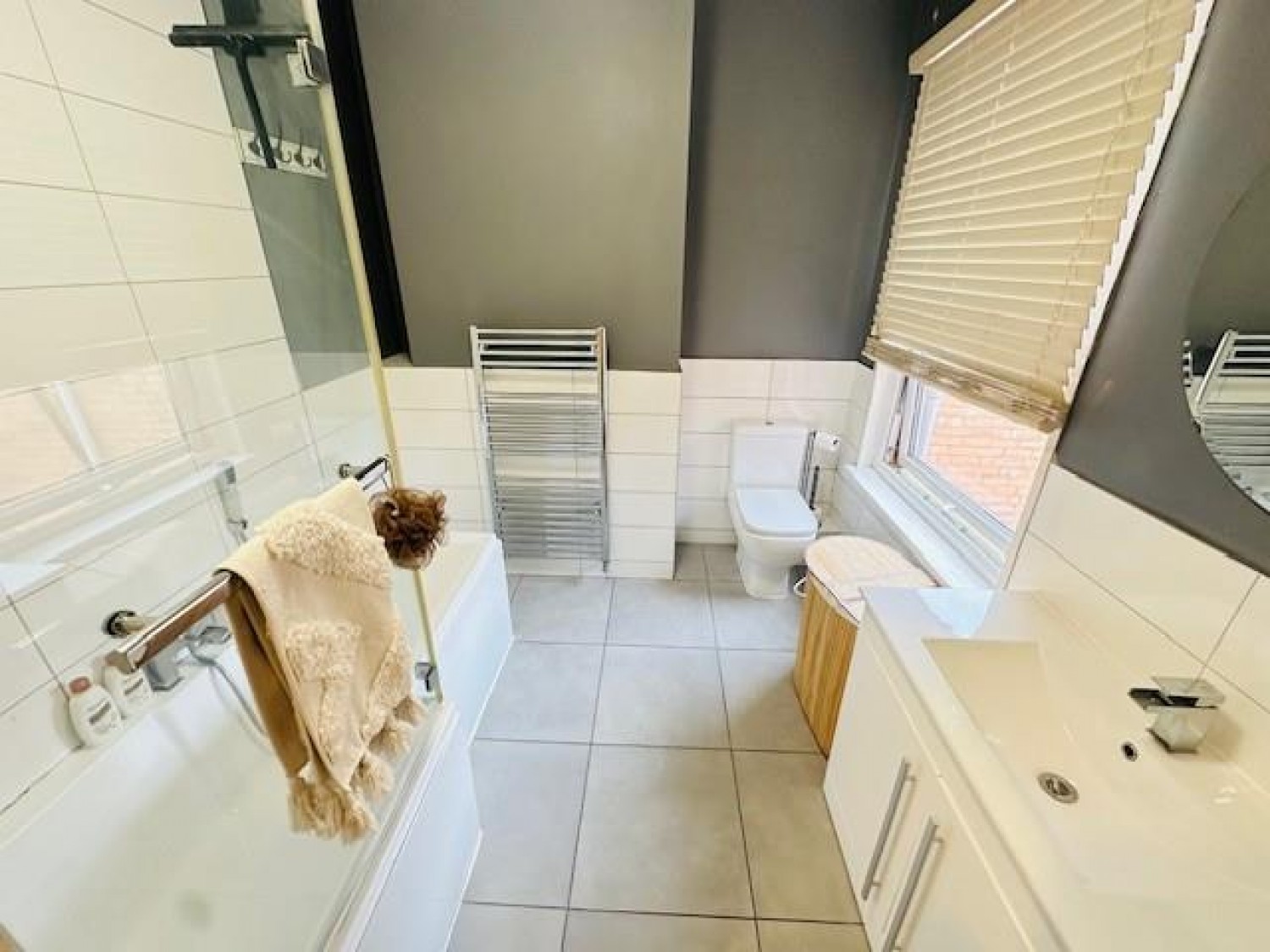 3 bedroom House to let in Coles Lane, Sutton Coldfield