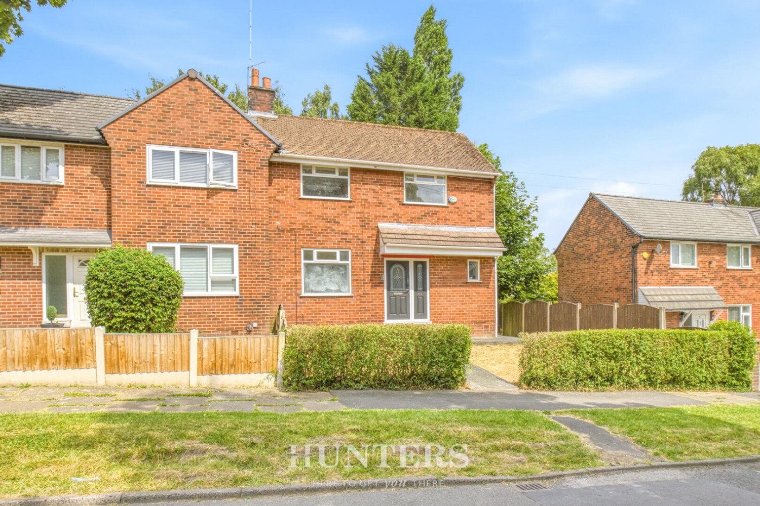 2 bedroom House for sale in Sherbourne Road, Middleton, Manchester, M24