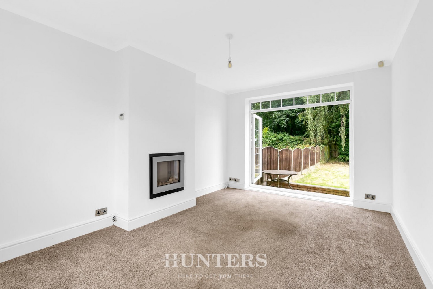 2 bedroom House for sale in Sherbourne Road, Middleton, Manchester, M24