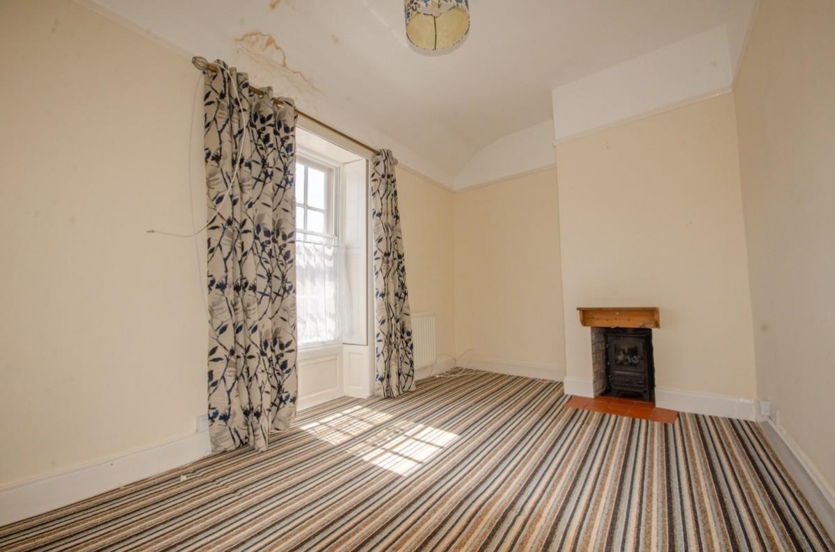 Abson Road, Pucklechurch, Bristol, BS16 9RH
