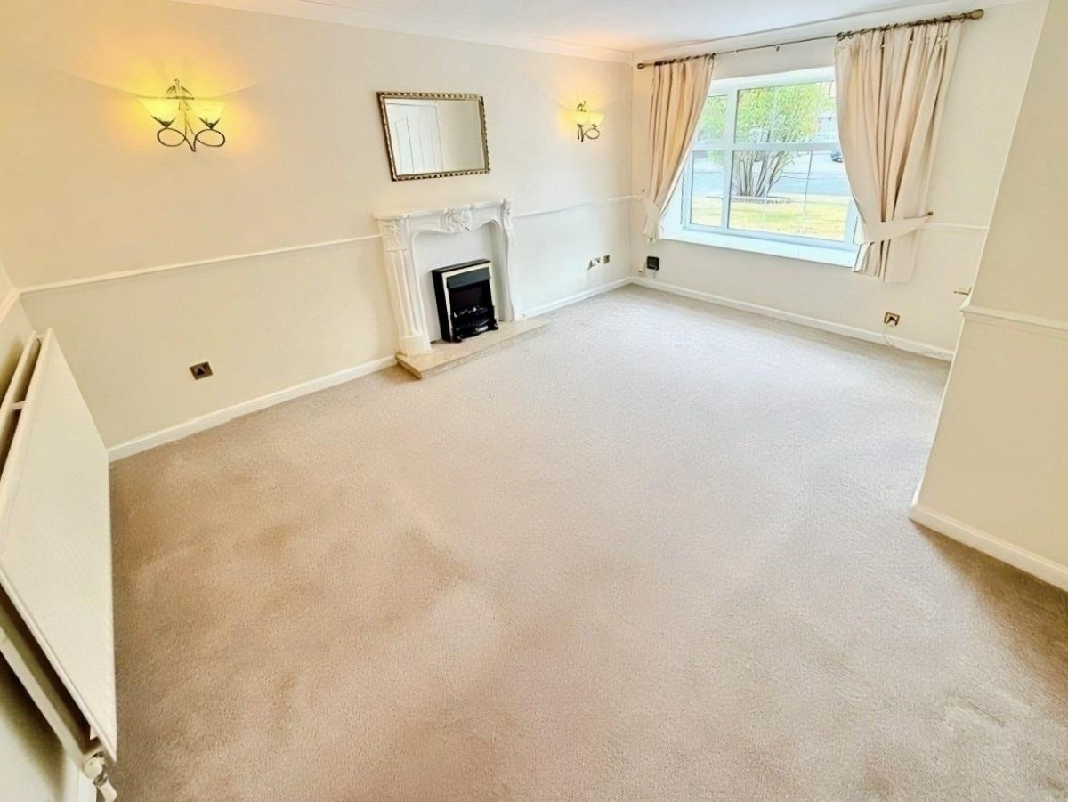 St. Simons Close, Sutton Coldfield