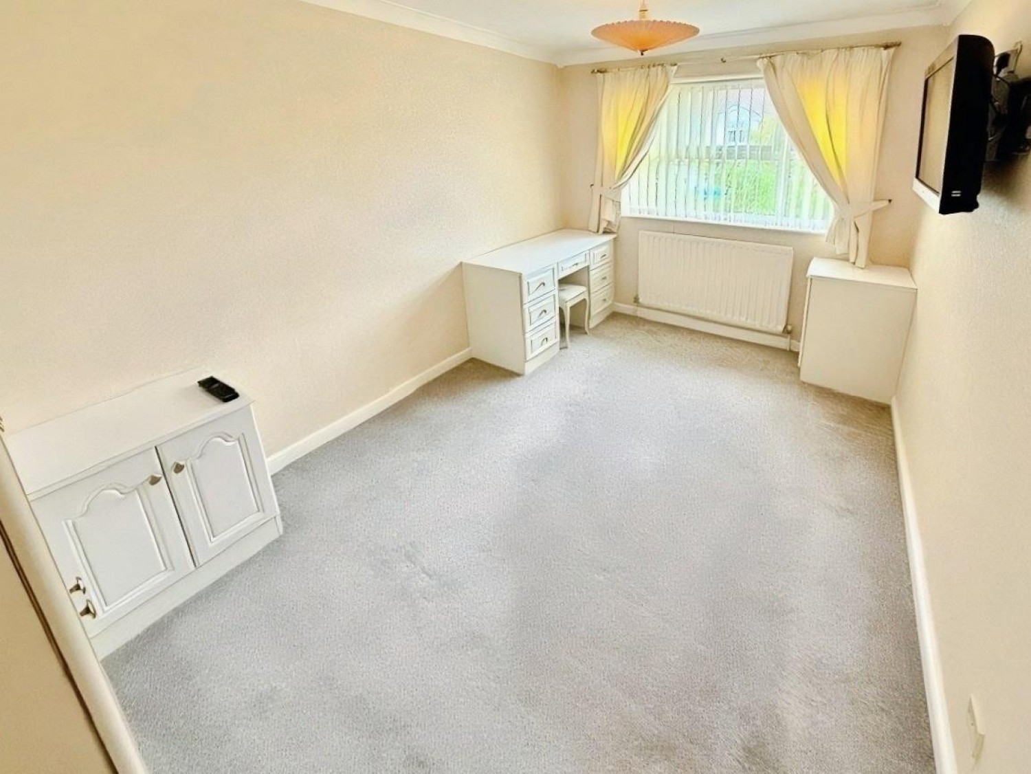 3 bedroom House to let in St. Simons Close, Sutton Coldfield