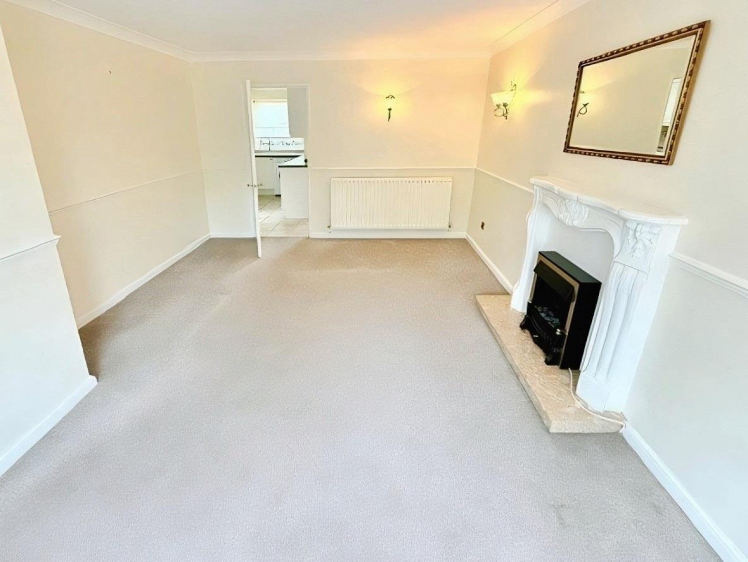 3 bedroom House to let in St. Simons Close, Sutton Coldfield