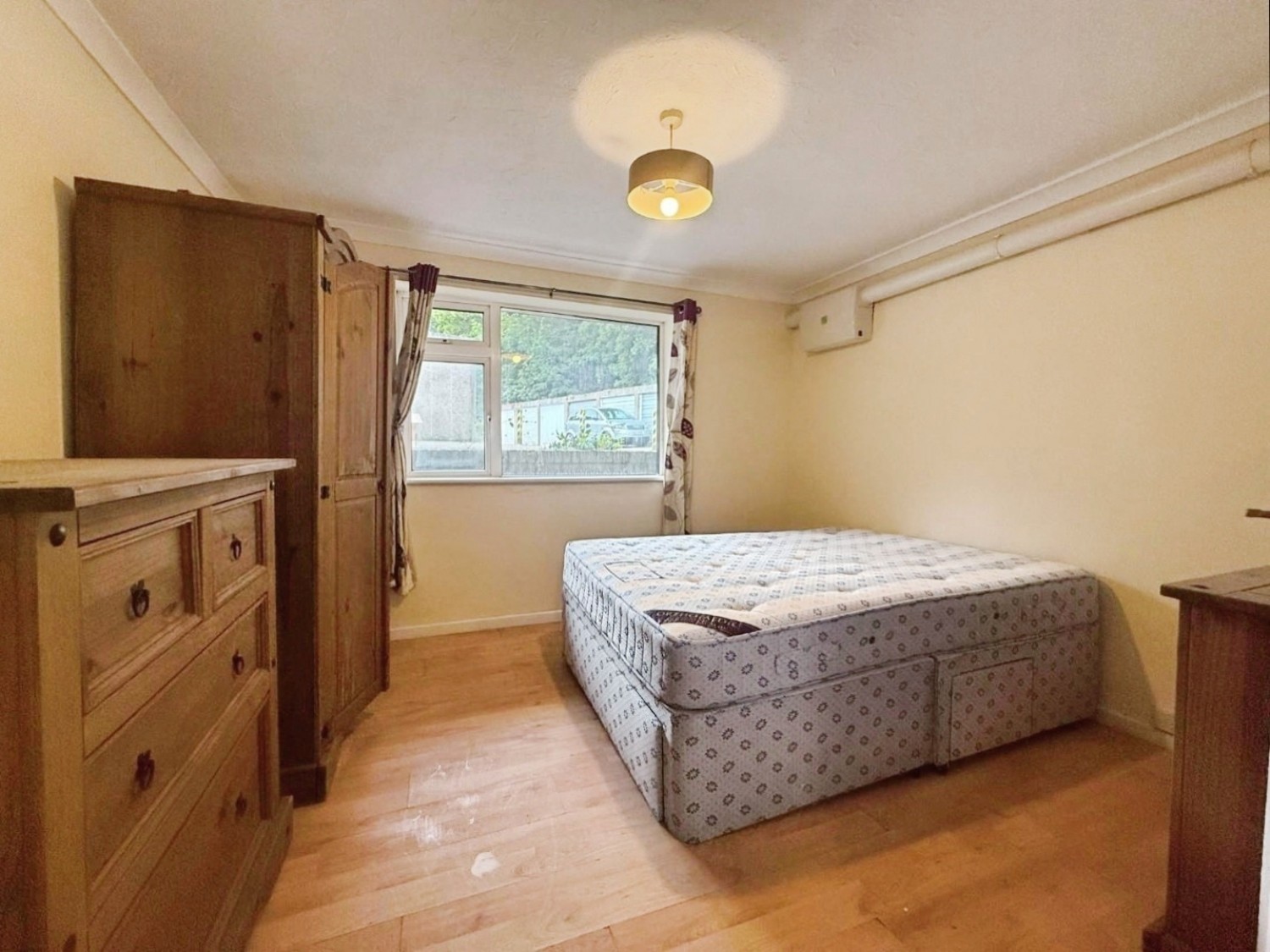 1 bedroom Flat for sale in Carr Road, Deepcar, Sheffield
