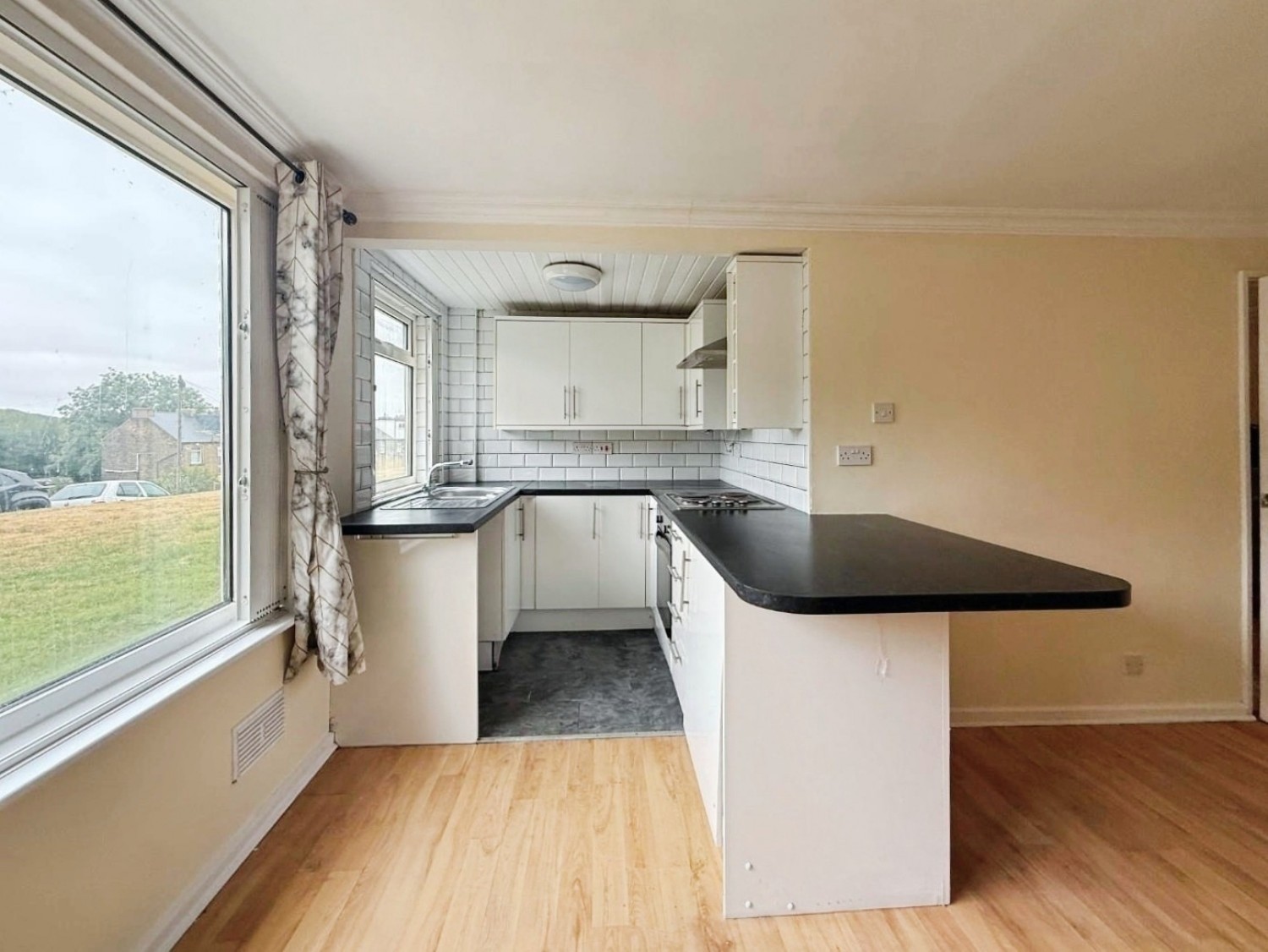 1 bedroom Flat for sale in Carr Road, Deepcar, Sheffield