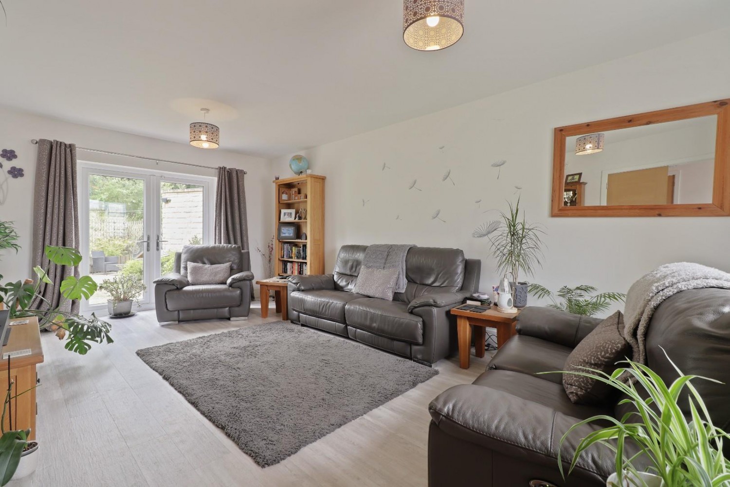 6 bedroom House for sale in Skylark Close, Stannington, Sheffield