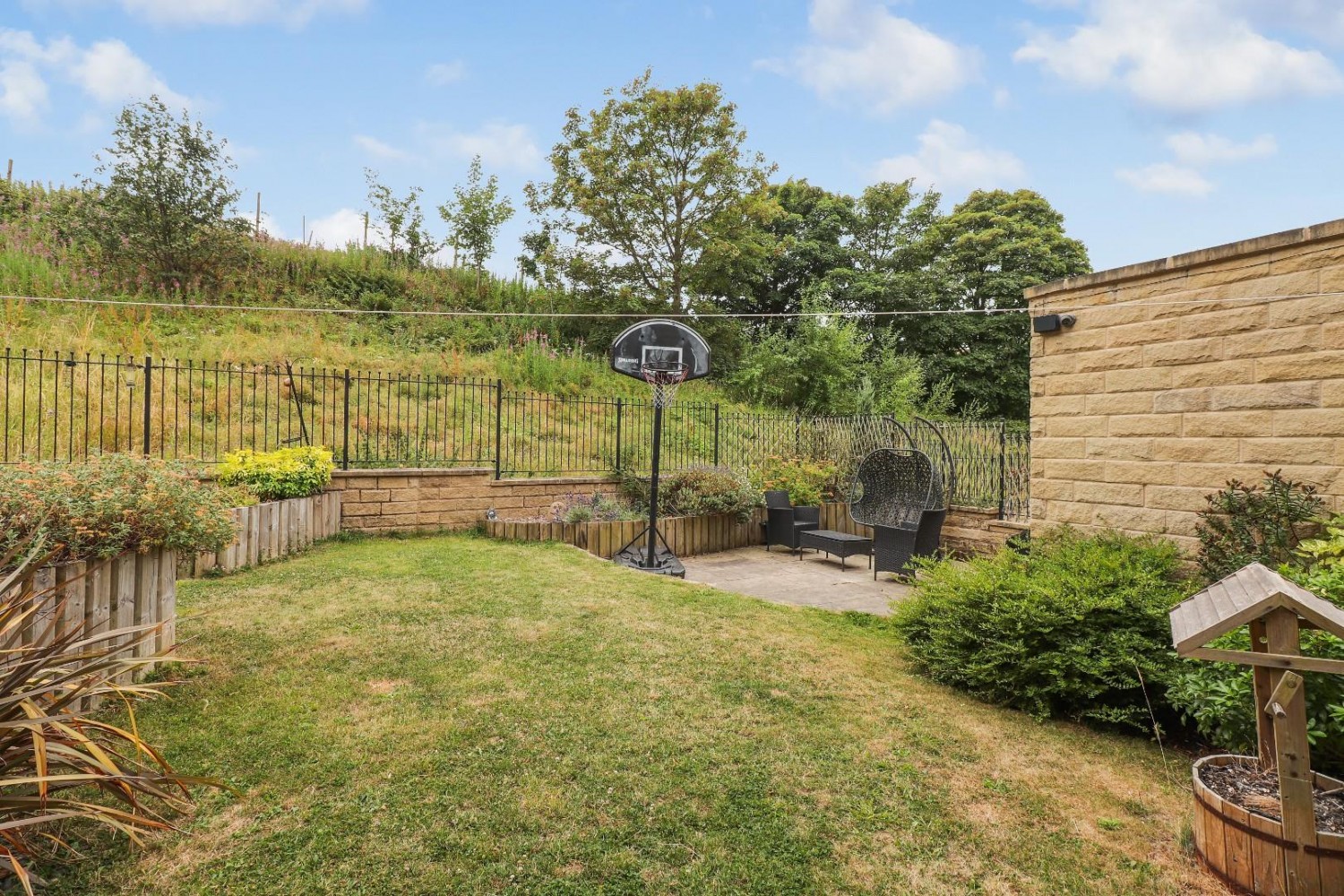 6 bedroom House for sale in Skylark Close, Stannington, Sheffield