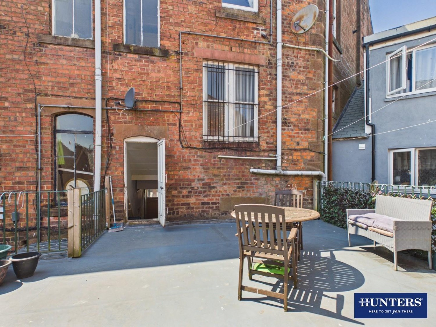 2 bedroom Flat for sale in Queensberry Street, Dumfries