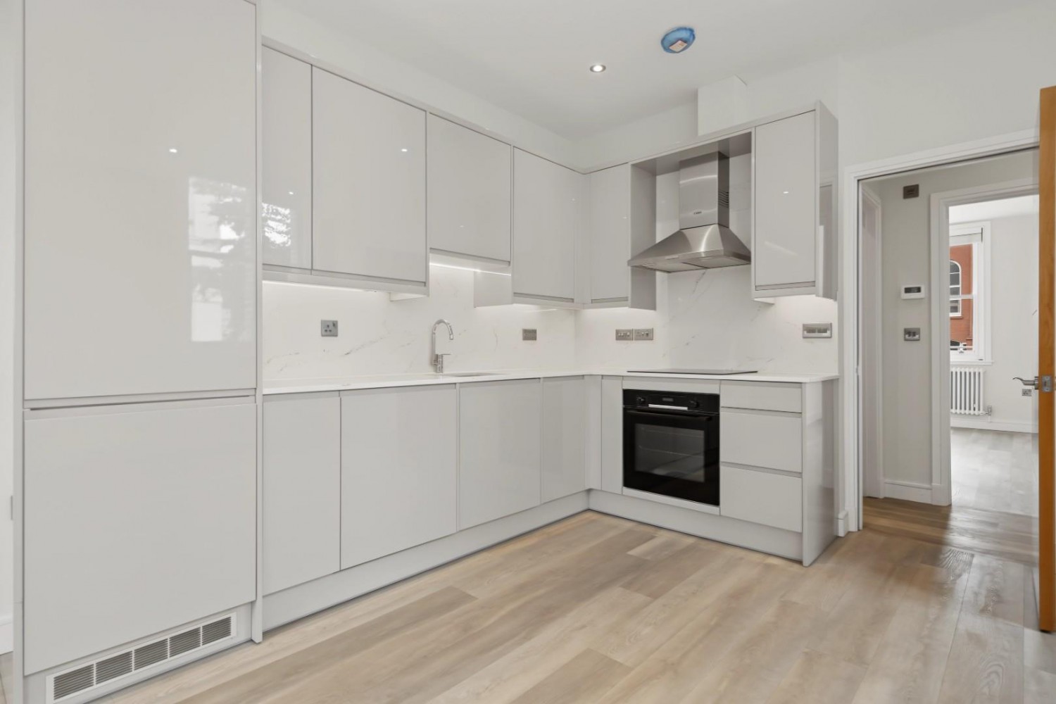 1 bedroom Flat to let in Ashwin Street, London, E8